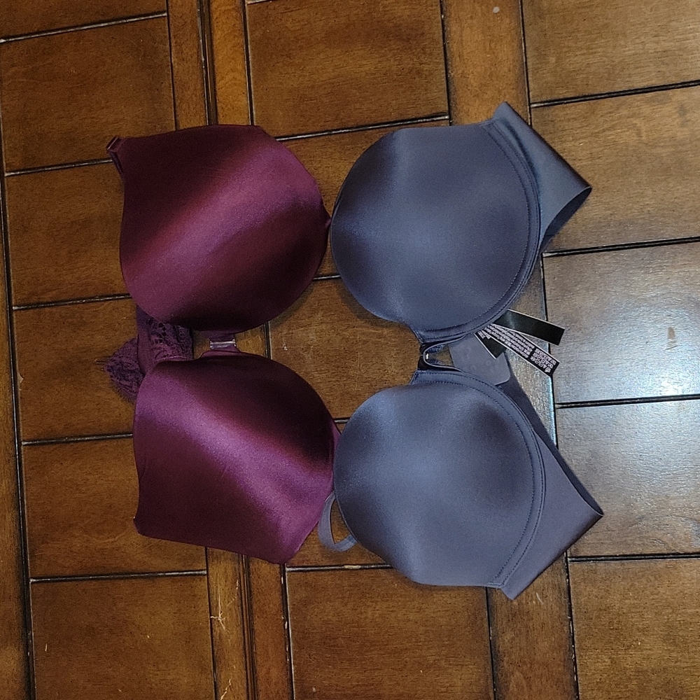 Victoria Secret, Womens 36C, Bra set. With free Maidenform 36C